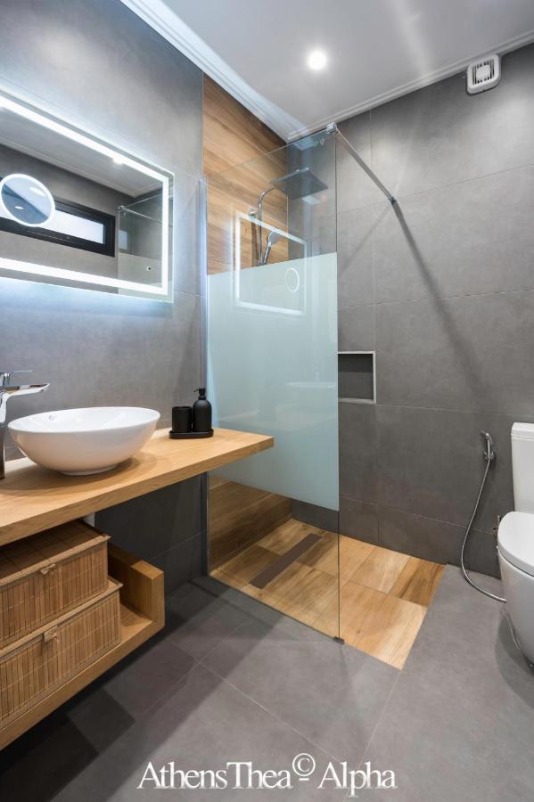 Athensthea Alpha Luxury Penthouse Apt In Omonia Εξωτερικό φωτογραφία